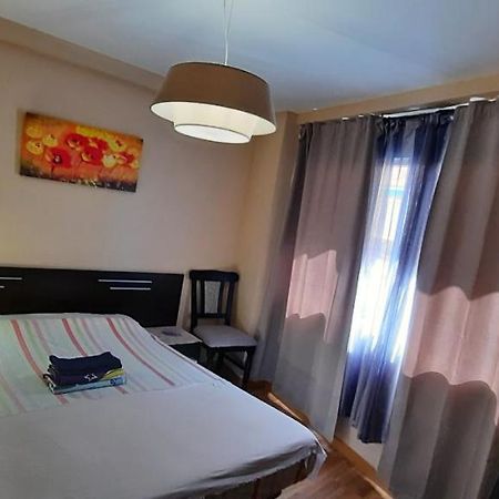 Apartamentos Con Patio อาลิกันเต ภายนอก รูปภาพ