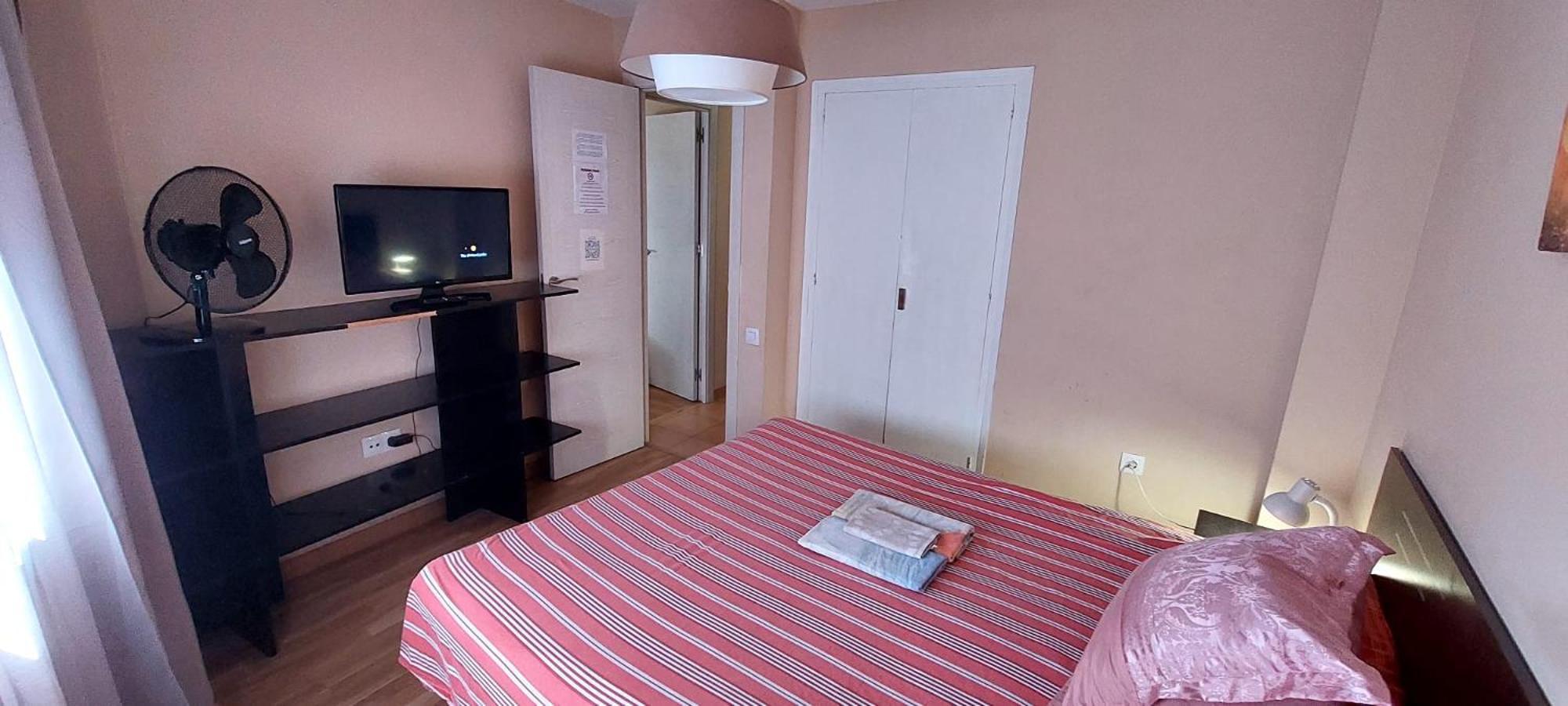 Apartamentos Con Patio อาลิกันเต ภายนอก รูปภาพ